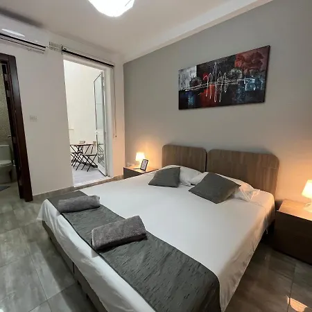 F7 Modern And Bright In Malta Apartment Msida