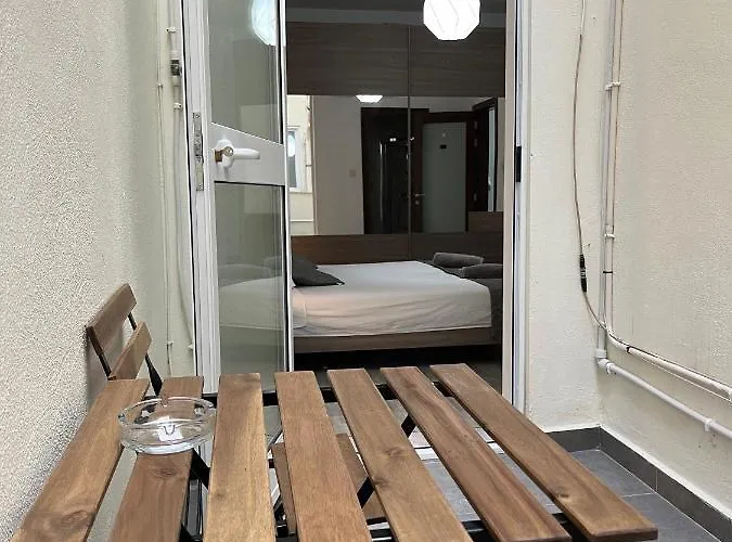 F7 Modern And Bright In Malta *