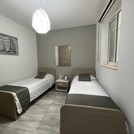 Appartement F7 Modern And Bright In Malta *