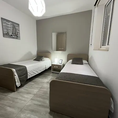 F7 Modern And Bright In Malta Lägenhet