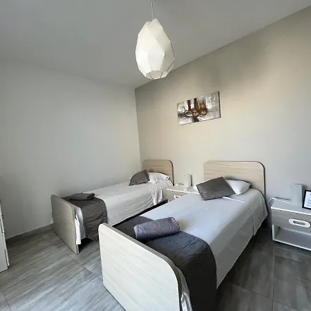 F7 Modern And Bright In Malta *