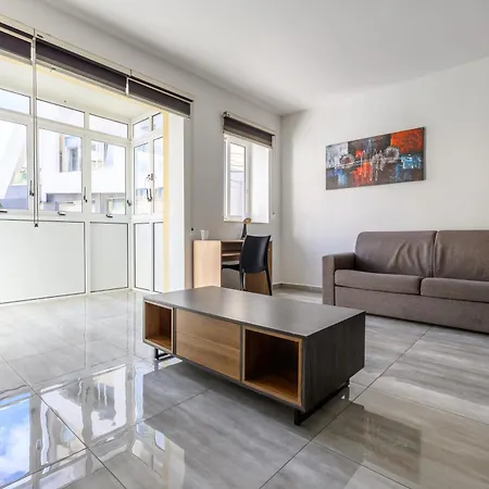 Appartamento F7 Modern And Bright In Malta Msida