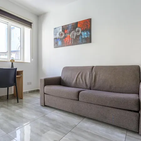 F7 Modern And Bright In Malta Msida