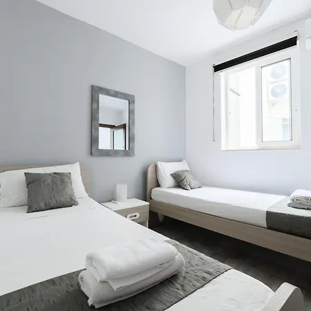 F7 Modern And Bright In Malta *