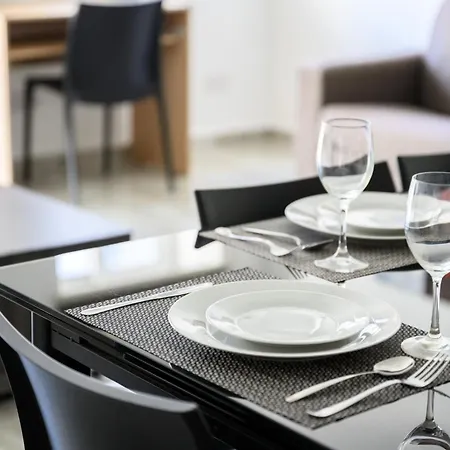F7 Modern And Bright In Malta Msida